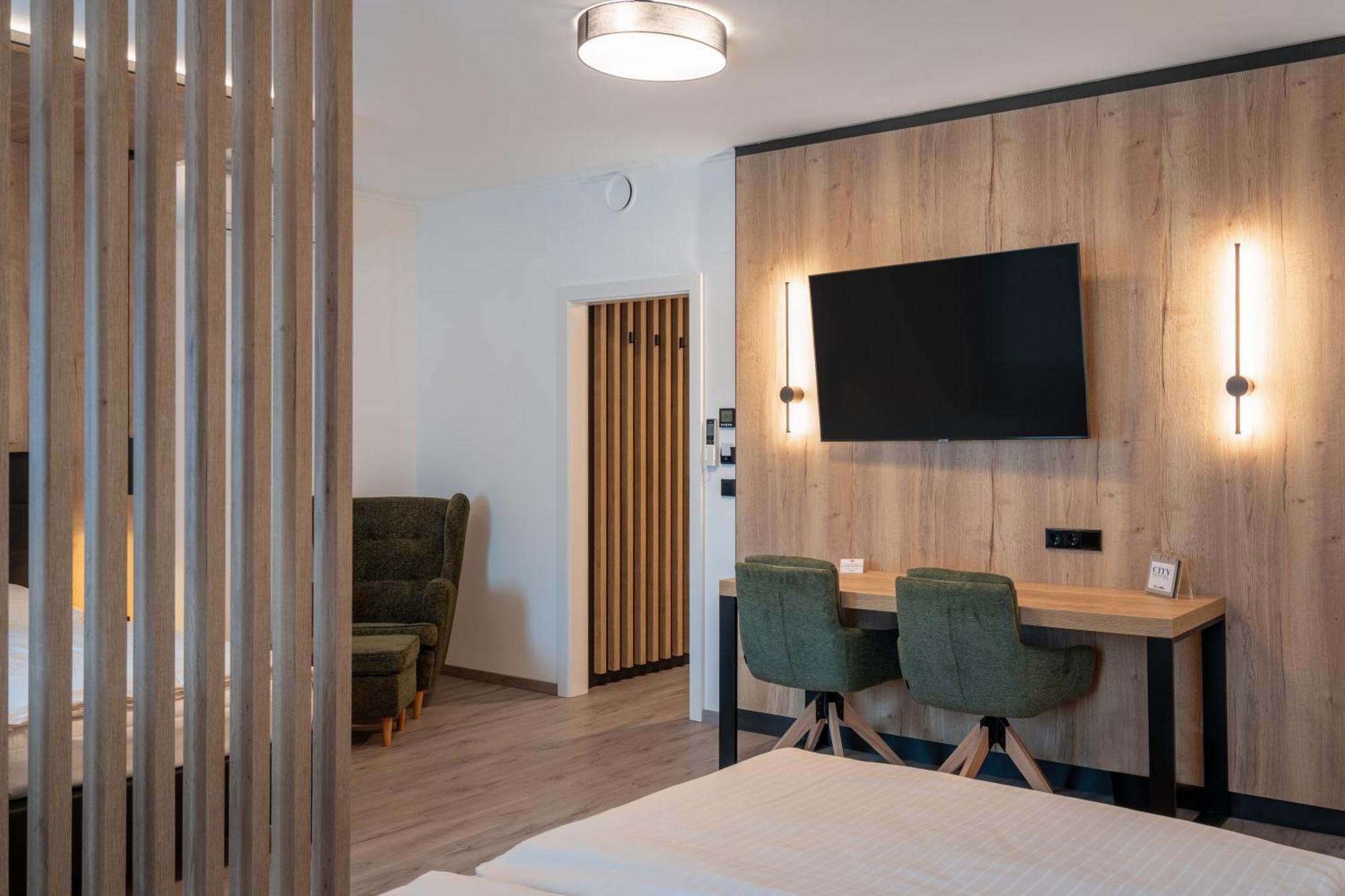 City Hotel Stockerau Ngoại thất bức ảnh